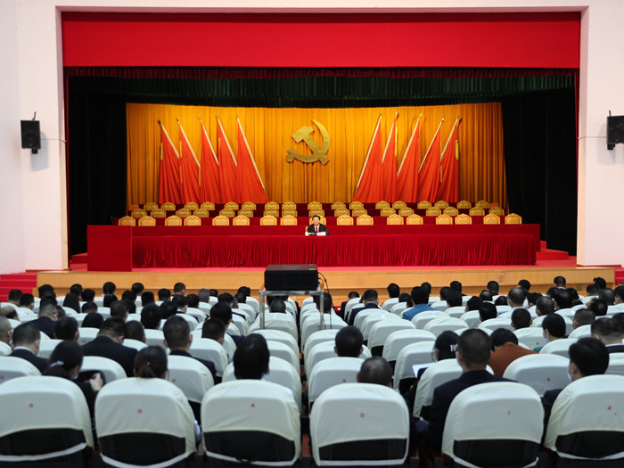 圖為豐順縣第十四次黨代會舉行預(yù)備會議_副本.jpg