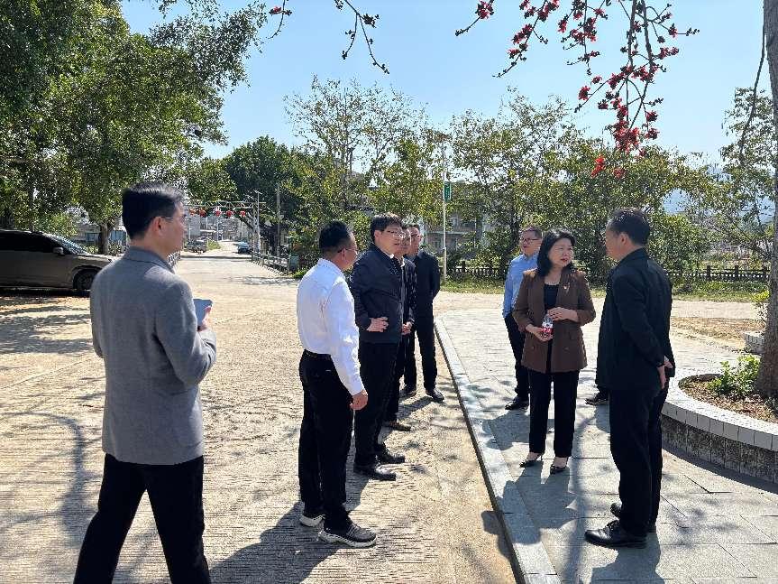 夏蘭亭率隊(duì)到建橋鎮(zhèn)中小學(xué)調(diào)研指導(dǎo).docx_1